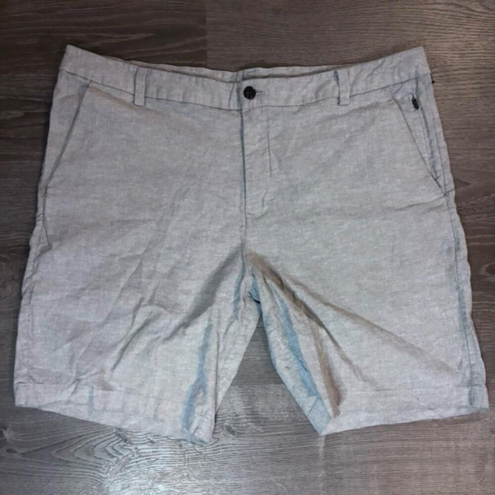 Men’s Lululemon Dress / Chino Shorts — Size 38